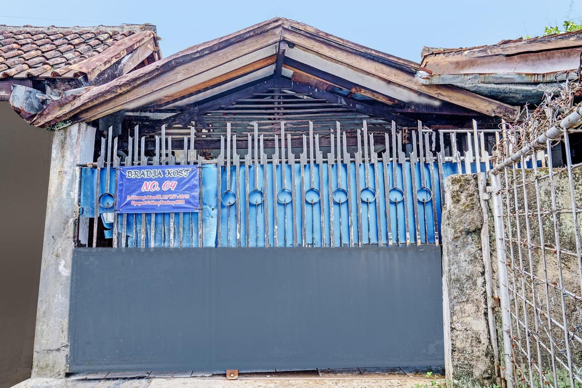 Hotel Oyo Life 92709 Kost Teras Cikapundung Syariah Bandung Exteriér fotografie